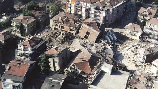 Ne Kalbimizden Ne Hafızamızdan Silinecek Olan O 45 Saniye: 1999 Marmara Depremi