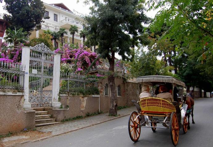 Tatil Günlerinde En Yakın Arkadaşlarınızla Yapabileceğiniz Rahatlatıcı 5 Aktivite