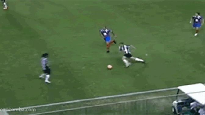 Bir Dönem Futbola Damga Vurmuş Efsaneler
