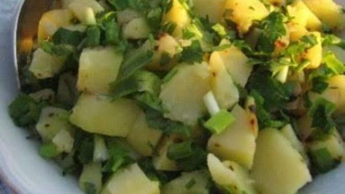 İştahla Yiyeceğiniz Patatesli Salata Tarifim