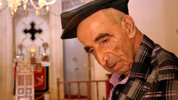 Manastıra Adanmış Bir Yaşlı Adamın Hikayesi