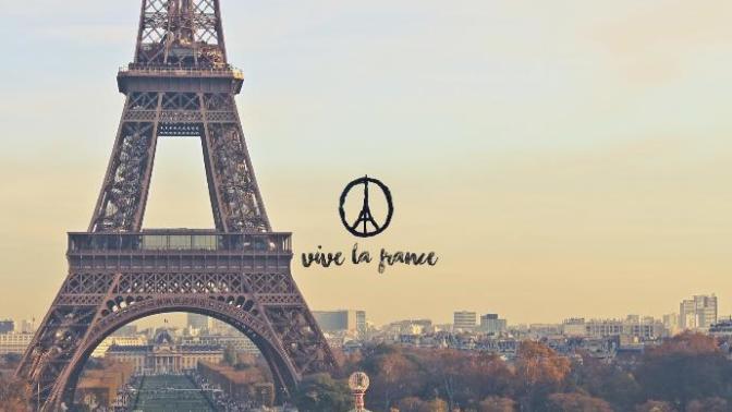Paris'in Sembolü Olan Eyfel Kulesi ve Hikayesi!