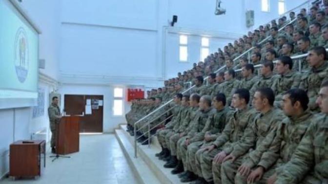 Asker! Emredin Komutanım!