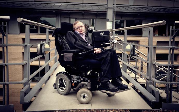 Stephen Hawking'in Uzaylılara Dair Ortaya Attığı İddialar!