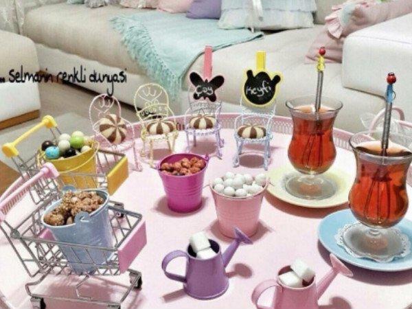 Görünce "Tövbe Estağfurullah" Dediğimiz Yeni Gelinlerin Sunum Çılgınlıkları!