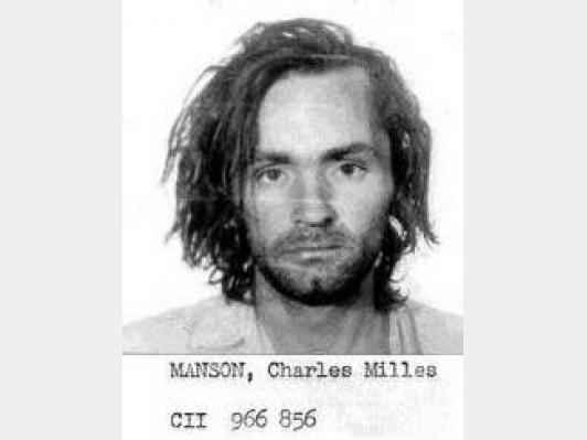 Tarihe Damgasını Vurmuş Bir Seri Katil Daha: Charles Manson