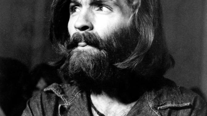 Tarihe Damgasını Vurmuş Bir Seri Katil Daha: Charles Manson
