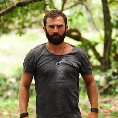 Ekmek Almak İçin Dışarı Çıkan Kızlarımızın Hayalindeki Erkekler