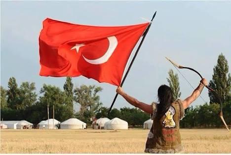 "Seni Seviyorum" Her Dilde Farklı Okunur ama Her Dilde Çevirisi Aynı Duyguları Barındırır! 30 Eylül Dünya Çeviri Günü!