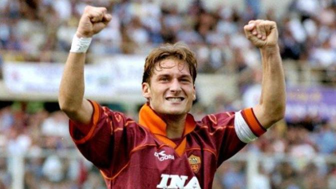 Roma'nın Yaşayan Efsanesi Totti 40 Yaşında!