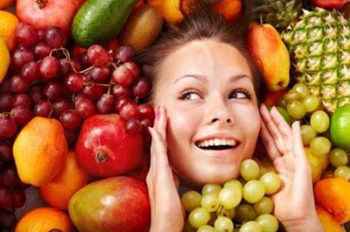 Güzel ve Sağlıklı Bir Cilt İçin Neler Yapabiliriz?