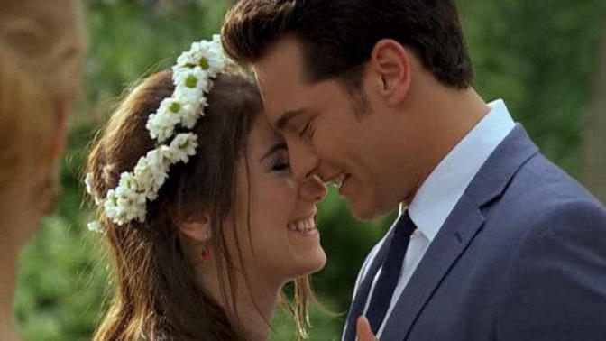 Aşkları Sadece Dizi İle Sınırlı Kalmasaydı Dedirten Dizi Çiftleri
