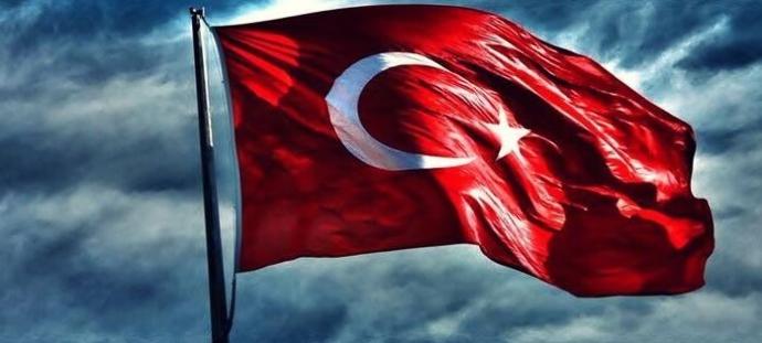 Türkiye Cumhuriyeti'nin Değer Yargılarına ''Hakaret'' Etmeyin !