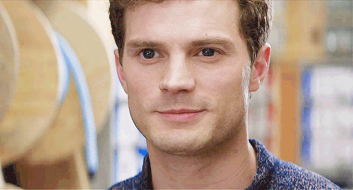 Christian Grey Bunu Beğendi; Şaplakla Açılan Popo Şeklindeki Lambalar!
