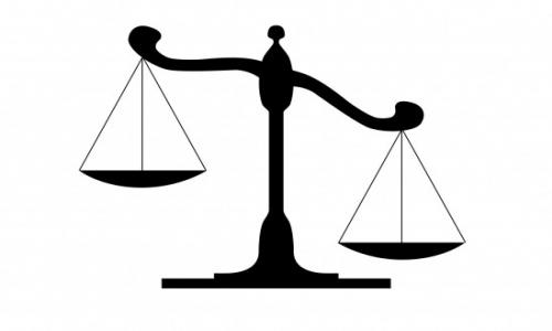 Bir Yerlere Gelmiş Ama İnsan Olamamış Varlıkların Rezil Davranışları!