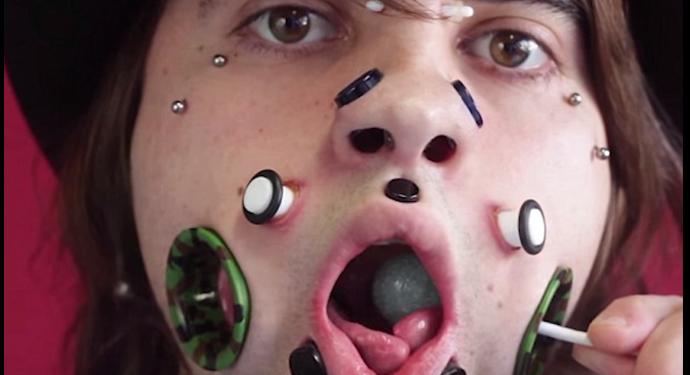 En İlginç ve Asla Yaptırmak İstemeyeceğiniz Piercing Modelleri