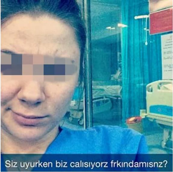 Sosyal Medyayı Kasıp Kavuran, Hastalarla Dalga Geçip Fotoğraf Çekinen Hemşire