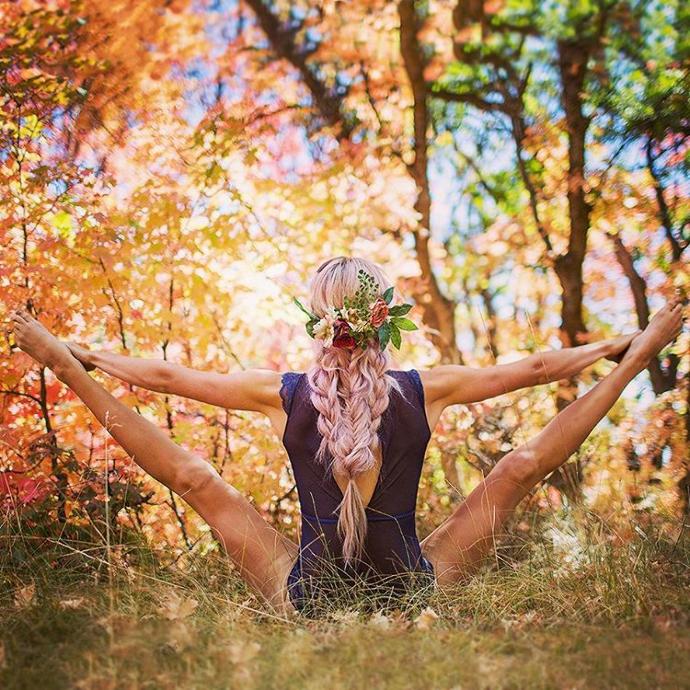 Yoga'nın İnanılmaz İyileştirici Etkisiyle Tedavi Ediyor, Güzelliğiyle Hayran Bırakıyor!