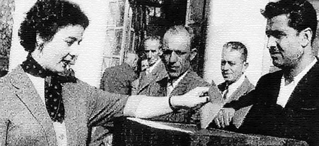 Ulu Önder Mustafa Kemal Atatürk'ü Saygıyla ve Özlemle Anıyoruz