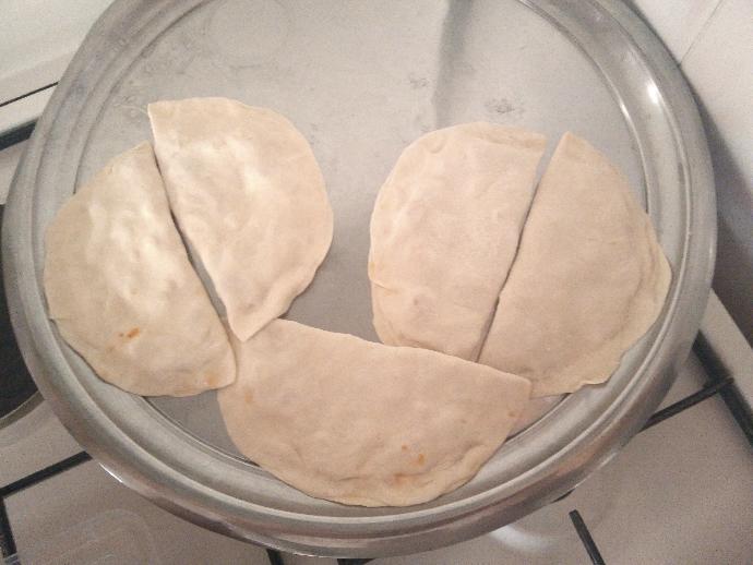 Lezzeti Şahane El Açması Ay Börek