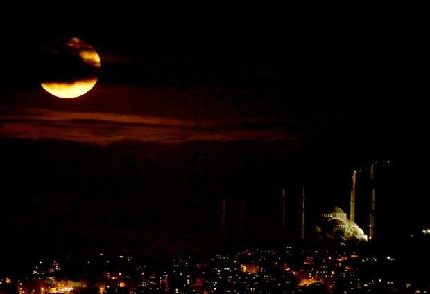 Türkiye'den Süper Ay Manzaraları