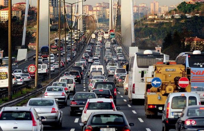 İstanbul'da Trafiğin Çaresi: Motosikletler