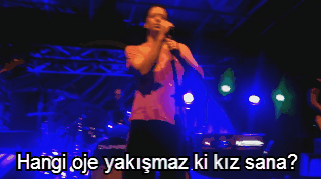 Ayak Zaafı Olan Erkek Sadık ve Romantiktir!