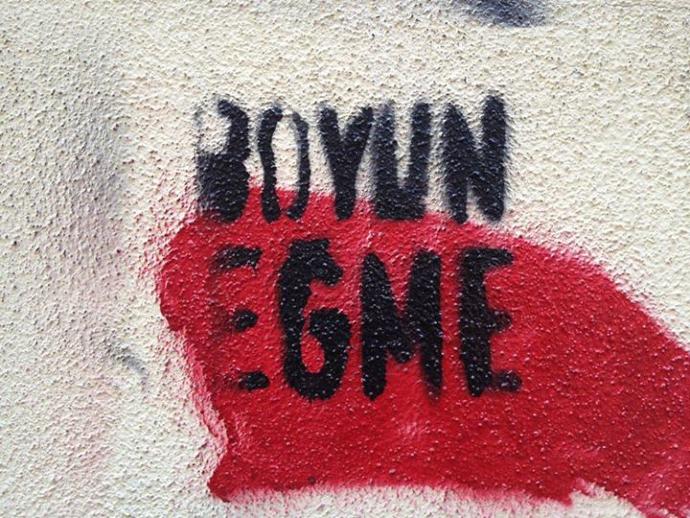 "Fake" Liderlerin Yaşadığı Kafalar