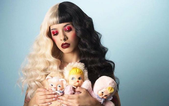 Melanie Martinez'i Neden Seviyorum?