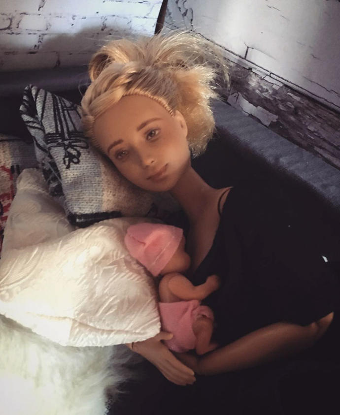 Oyuncak Dünyasında Bir Devrim: Emziren Barbie Bebek