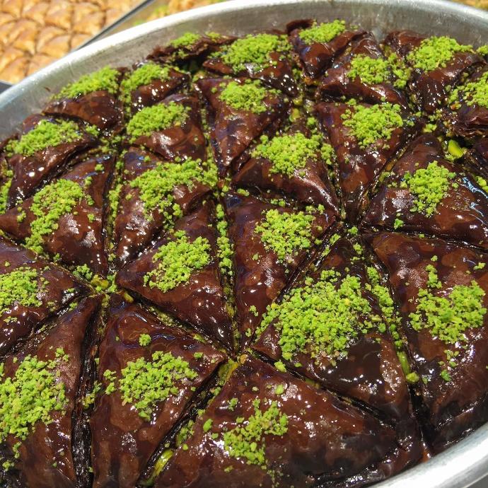 Tercih Ettiğiniz Çikolataya Göre Kişilik Analizi ve Hangi Burçlar Hangi Çikolatayı Tercih Eder?
