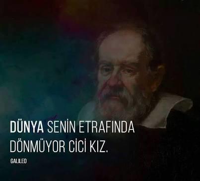 Her Konuda Fikri Olan "Çok Bilmiş" İnsanların Özellikleri!