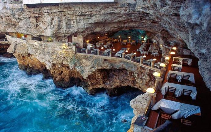 Yemeklerinden Çok Manzarası ile Doyuran Restoranlar