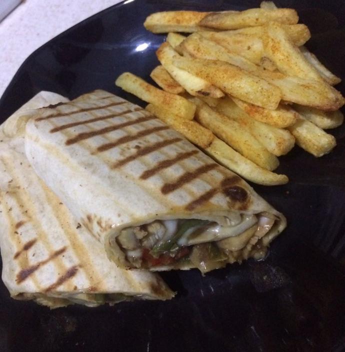 Damla'nın Spesyali; Soya Soslu Tavuk Wrap