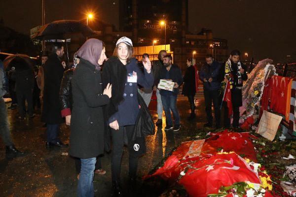 Şehit mi Düştü Asker, Cennet Koktu Her Yer