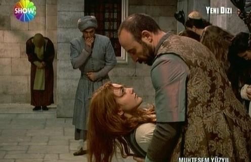 Sevilmemesi Gereken Kadınlar