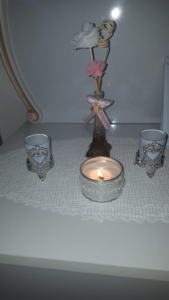 Alevleri Güzelleştiren Dokunuşlar: Mum Süsleme