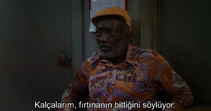 Bazen Gülümseten Bazen Kahkaha Attıran Dizi 2 Broke Girls'den Eğlenceli Kesitler