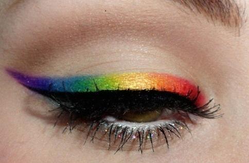 Renkli Eyeliner Kullanımına Yönelik 5 İpucu!