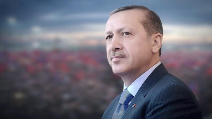 Ünlüler KizlarSoruyor'da Olsa Neler Olurdu?