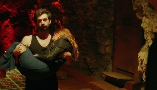 Kızlara Çekici Gelen 8 Erkek ve Poyraz!
