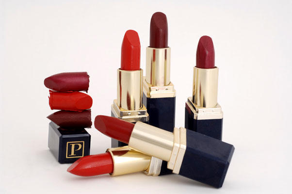 Kırmızı Rujun 3 Alternatif Kullanım Şekli💄