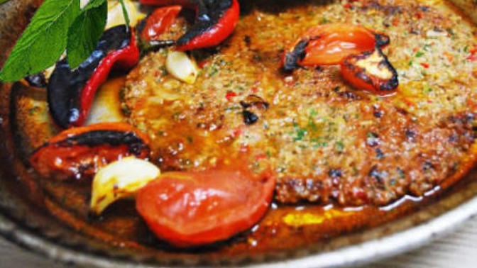Lezzeti İle Sizi Büyüleyecek Hatay Usulü Kağıt Kebabı
