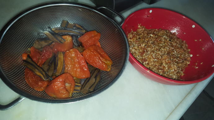 Gaziantep Sofralarının Gülü Patlıcan ve Dolma Biber Kurusu