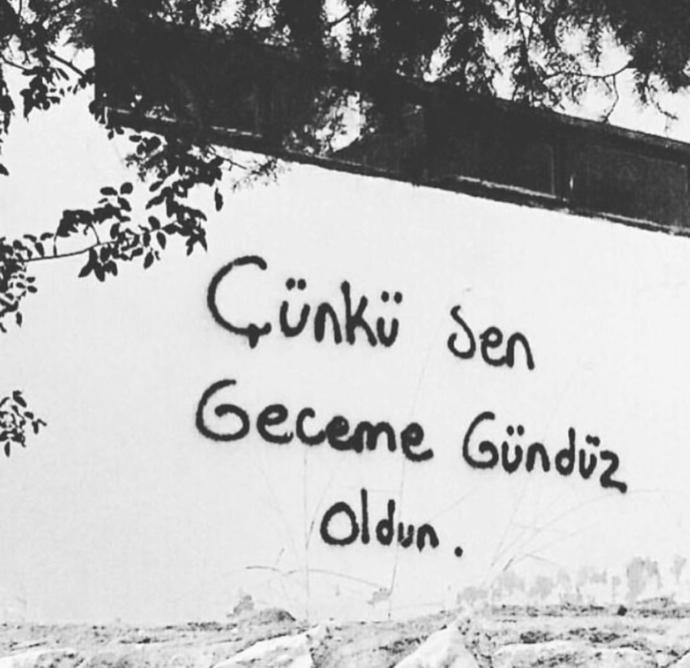 Duvar Yazılarının Duygularımıza Tercüman Olduğu Anlar