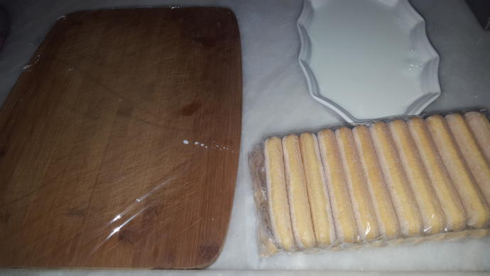 Kedi Dili İle Pratik Rulo Pasta
