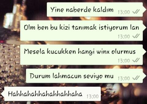 Elinizdekileri Yavaşça Kenara Bırakın ve Eğlenceli WhatsApp Diyaloglarımıza Bakın