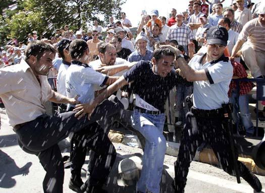 Her Daim Tacizci Damgası Yemekten Bıktık!