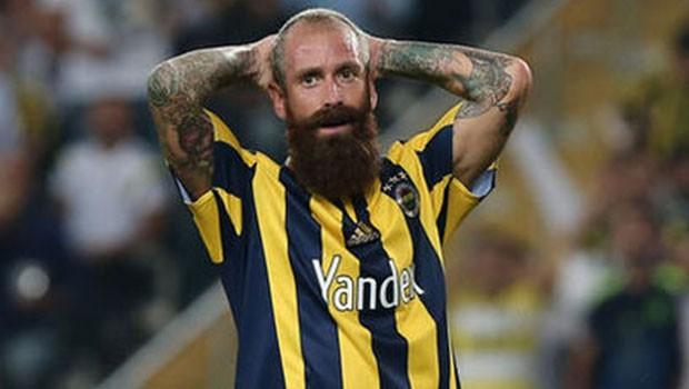 Ülkemize Gelen Futbolcular ve Güzel Yengelerden Bazıları!