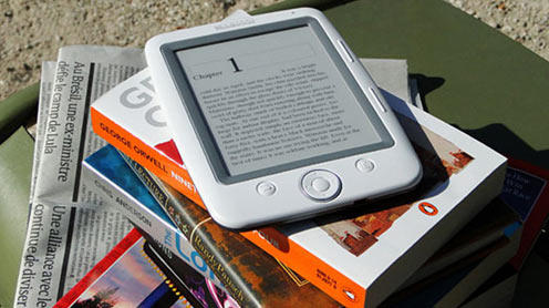 Kitap Kokusu Başka, Ama E-Kitap'ın Yararları da Fazla!